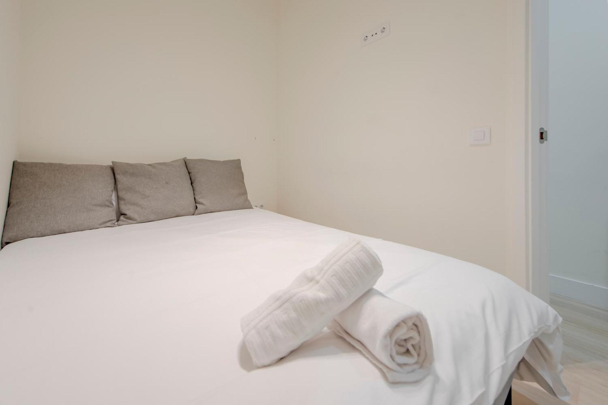 דירות מדריד Nuevo Apt Para 7 Pax En Malasana - Gran Via E1 מראה חיצוני תמונה