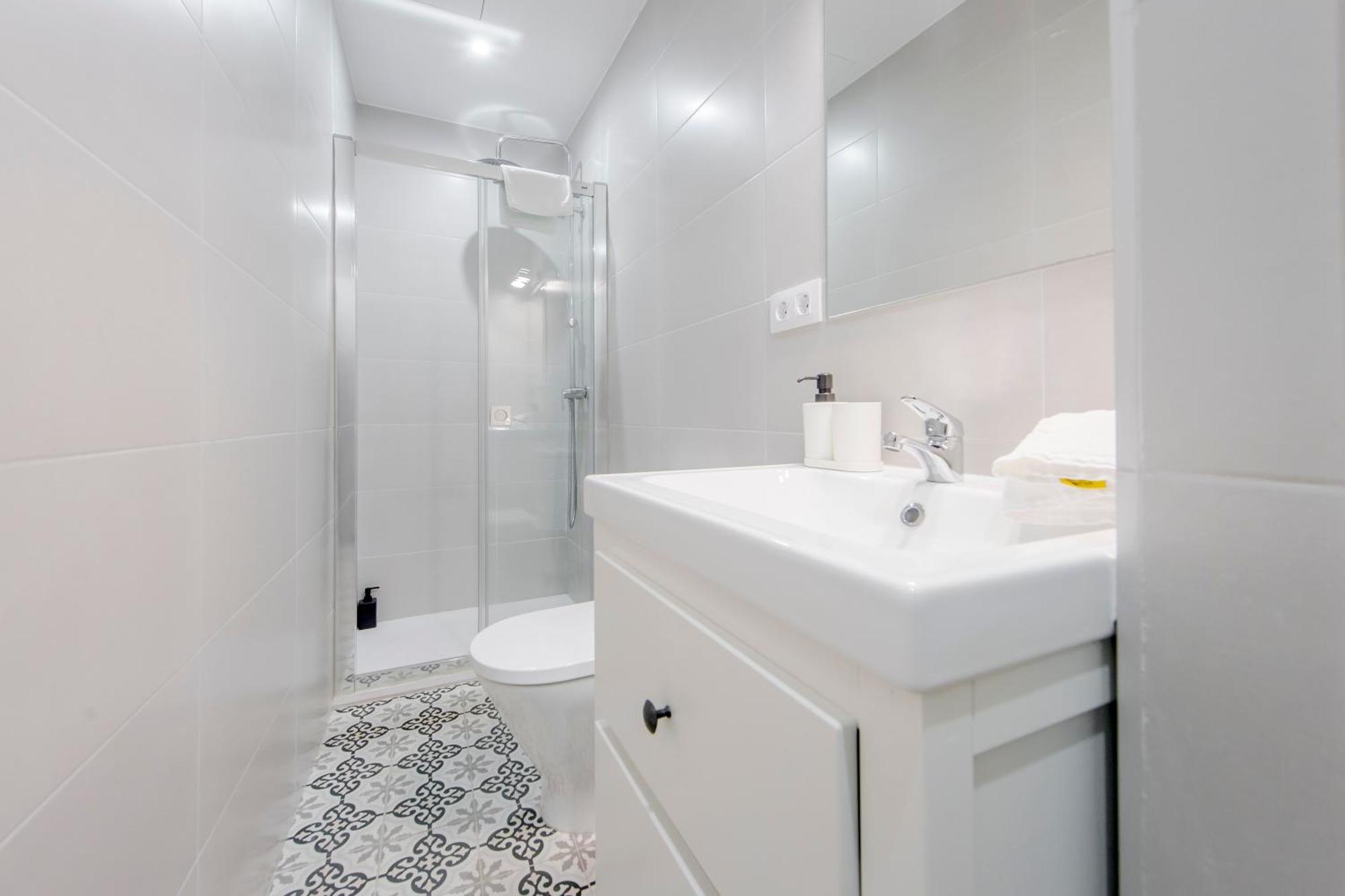 דירות מדריד Nuevo Apt Para 7 Pax En Malasana - Gran Via E1 מראה חיצוני תמונה